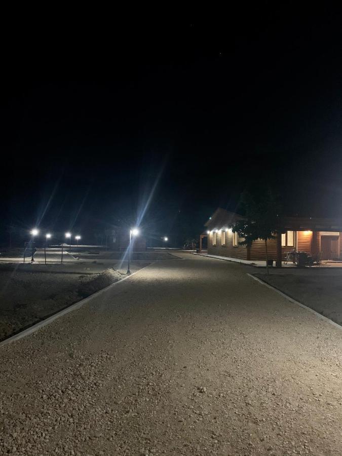 Granja Escuela Con Bungalows Сан-Мартін-де-ла-Вега Екстер'єр фото